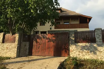 Image de Maison de vacances à Nucsoara, Arges, avec une belle vue sur la vallée de Doamnei