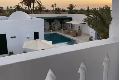 Image de Maison de caractère Menzel typiquement Djerbien, piscine, petit déjeuner offert