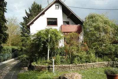 Image de maison individuelle dans la région de Bonn, tranquillement, pourtant situé au centre