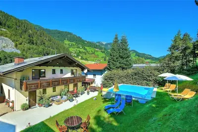 Image de Naturhaus Andrea - Appartement Ahorn avec des expériences de randonnée spéciales et une piscine