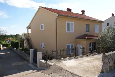Appartement avec balcon - pour 2-4 personnes - 150 m de la plage la plus proche