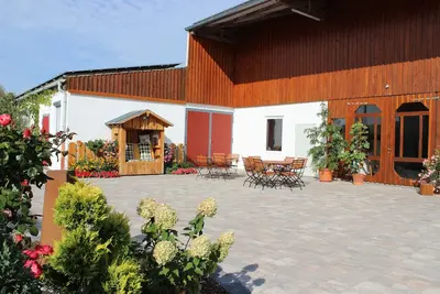 Image de \"Landhaus Rothenburg\" - maison moderne au grand air aux portes de Rothenburg