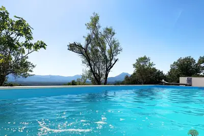 Image de Villa individuelle sur la montagne à côté de la rivière Cetina, Service De Concierge 24\/7, calme
