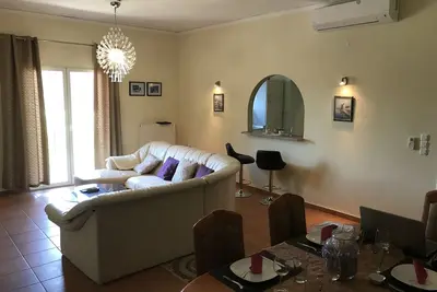 Bel appartement à la périphérie de Corfou avec parking privé