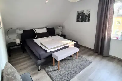 Image de Nouveau, appartement haut équipée / Salon appartement de 2 chambres