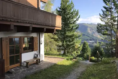 Image de Appartement 'Höhenrausch' à 1700 mètres d'altitude, à 150 mètres de l'ascenseur, place de parking souterrain