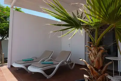 Image de appartement moderne à quelques mètres de la plage avec une vue magnifique
