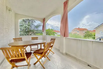 Image de Appartement familial dans la ville de Krk, animaux domestiques acceptés