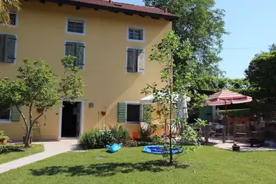 Image de Fantastique maison de campagne avec un grand jardin