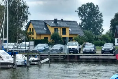Image de Ferienhaus am Bodden à seulement 50m de l'eau (4 étoiles de la télévision numérique)