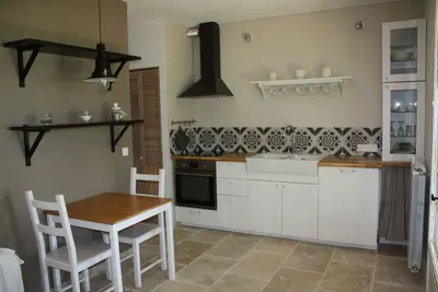gite dans mas provençal, à 2 minutes de Pernes