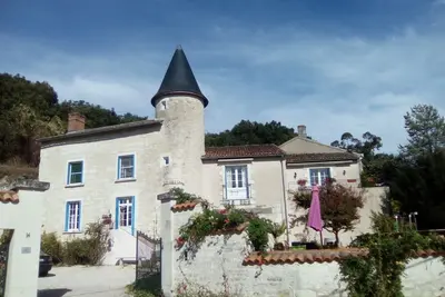 Image de Manoir Le Cristal chambres d'hotes, Futuroscope a 27 euros! (la suite)