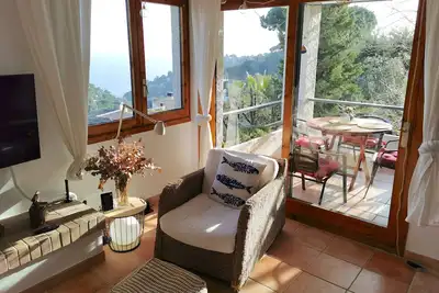Image de Maison individuelle meublé avec goût, belle vue sur la mer, les animaux domestiques