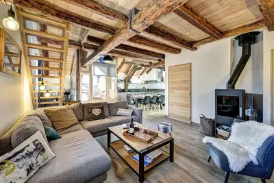 Appartement dans chalet centre Monetier les Bains