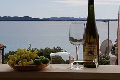 Image de Mer cristalline, belles plages naturelles, proche mer, Wi-Fi, climatisation