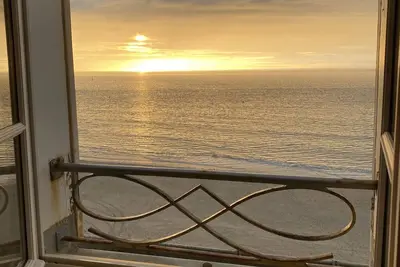 Image de Appartement front et vue mer- pieds dans l'eau - tout à pied
