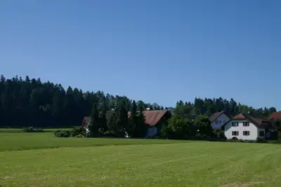Image de Ici vous avez la paix et pourrez vous détendre! Bad Durrheim, bord de la ville, près du lac
