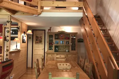 Image de Appartement 65m2 esprit Chalet. Parking. Balcon