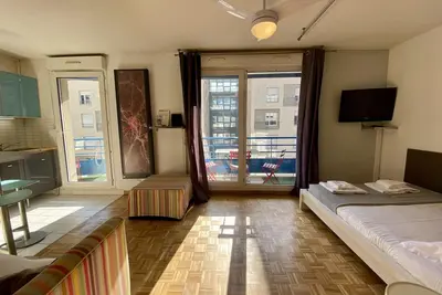 Image de La Halle - avec balcon et parking