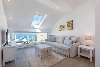Image de Appartement moderne près de la plage de sable avec Sat \/ Tv, Wifi