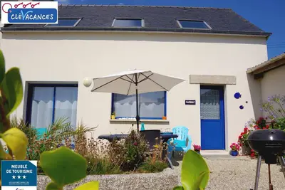 Image de Bord de mer au Pays des Abers, 2 chambres, classée *** \nGrande salle de loisir.