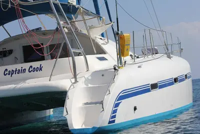 Image de Catamaran cruise with skipper and hostess