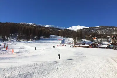 Image de accès direct aux pistes, Appartement 6 couchages avec balcon sud station 1600