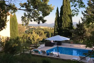 Image de Callian, Villa avec piscine, 210m2. Calme, Vue magnifique sur l'Estérel