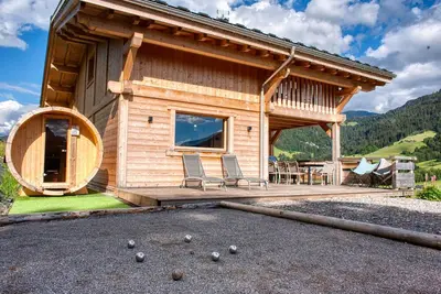 Image de Chalet bois, plein sud, face aux pistes de ski