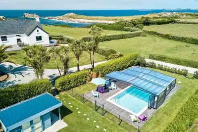 Image de Maison Du Pecheur- vue mer exceptionnelle - wifi - Piscine couverte chauffée