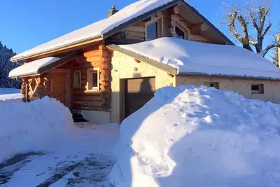 Image de Chalet spacieux et calme - 6 couchages - 4 étoiles - 120m2