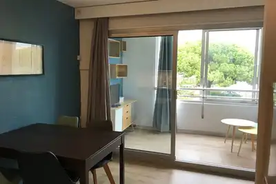 Image de T2 refait à neuf meublé à 200m des plages