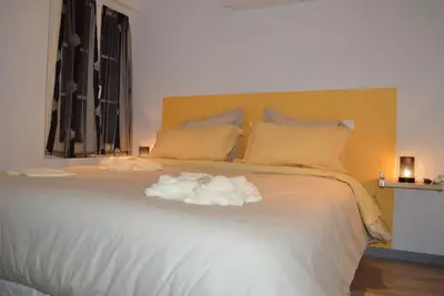 Image de Chambre d'hôtes à Hautvillers, berceau du champagne(5min. Epernay, 15min. Reims)