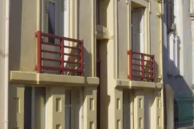 Image de maison rénovée 50 m plage Sables-d'Olonne, terrasse, cour, 4 chambres