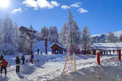 Image de Chaleureux sudio 4 personnes, skis aux pieds