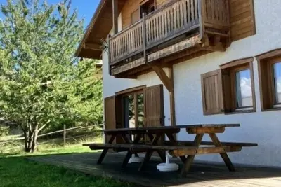 Image de Chalet grande capacité avec terrasse