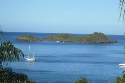 Image de Lodge vue sur les Ilets pigeons Malendure