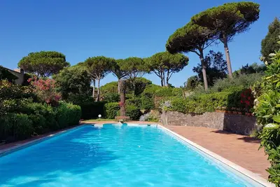 Image de Mas Provencal Vue Mer Face A Saint Tropez\n17 Mai Au 24 Mai-24 Mai Au 31 Mai 2025