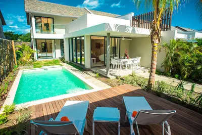 Villas avec piscine privée et services hôteliers