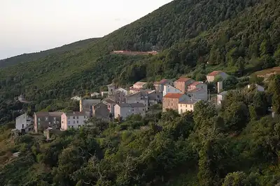 Image de Maison de famille entre mer et montagne