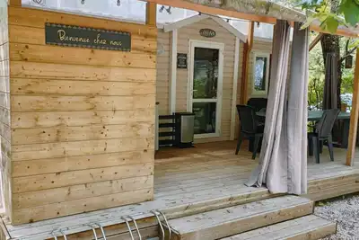 Image de Mobilhome 4/6 personnes dans la Drôme avec piscine et accès rivière 🏊♂️