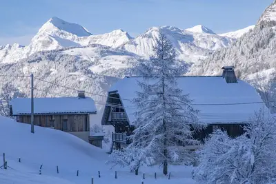 Image de Location prestige près de Megève avec services personnalisés. Charme, détente.