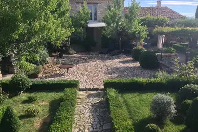 Image de L Agace Gîte de 2 personnes avec piscine