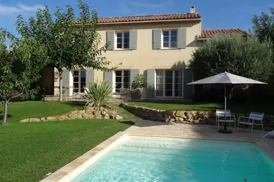 Image de Villa provençale au calme à Cairanne, village de charme sur la route des vins