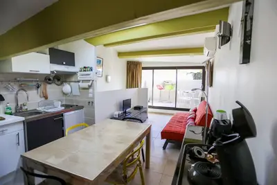 Image de Duplex Avec Garage Entre Plages Et Centre Ville