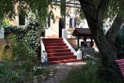 Image de Maison avec jardin, piscine, parking privatif - 20mn Paris - 30min Eurodisney