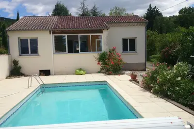 Image de Loue Maison avec piscine, deux terrasses. Internet, télévision. Climatisation.