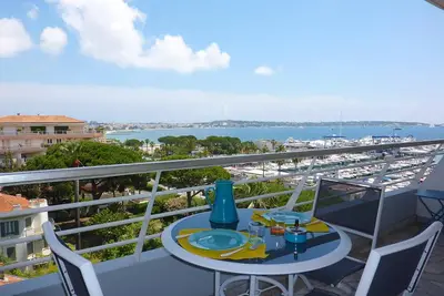 Image de Terrassse au dernier étage, vue sur la baie.