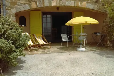 Image de Cavalière Appartement dans propriété arborée