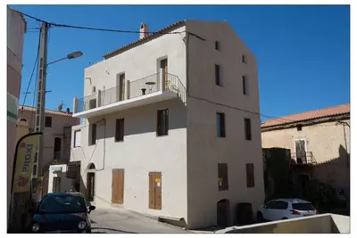 Image de 3 pieces dans maison de village Calenzana Corse 2 chambres, 1 Sdb 4 personnes